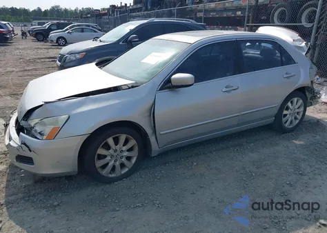 2007 Honda Accord 3.0 Ex z USA, uszkodzony, nr VIN 1HGCM66537A104592